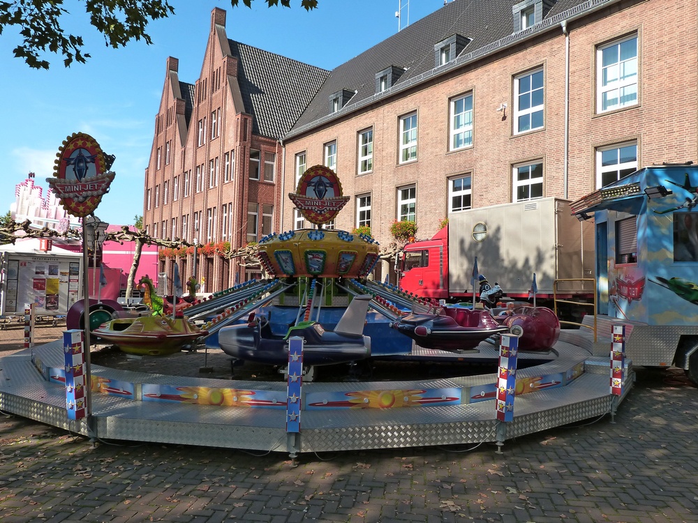 Herbstkirmes Rees 2024