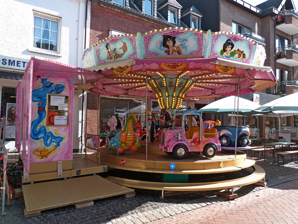 Herbstkirmes Rees 2024