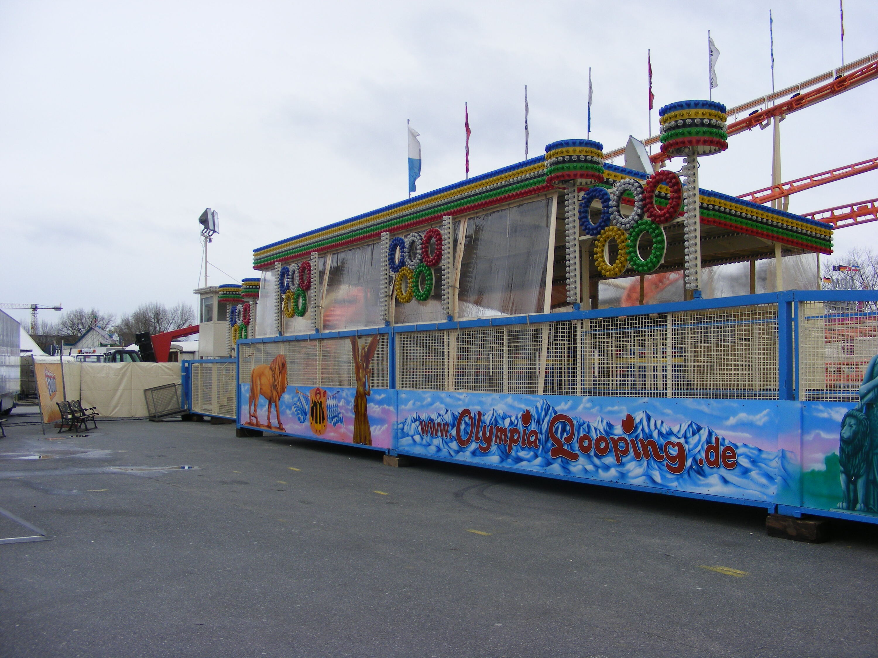 Olympia Looping - Barth